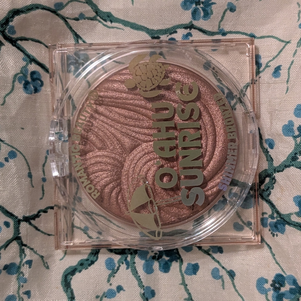 Bronzer Romantic Beauty O'ahu Sunrise Shimmer Bronzer Hula Rose - New In Box - Picture 2 of 7